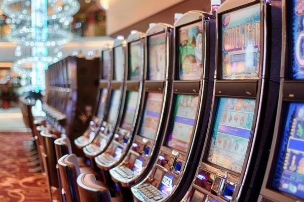 Big Wins Await: Try Your Luck with Online Slot Games
